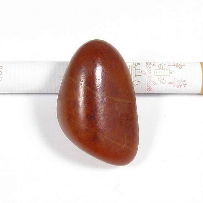 关于糖玉的鉴别分级定价_和田玉